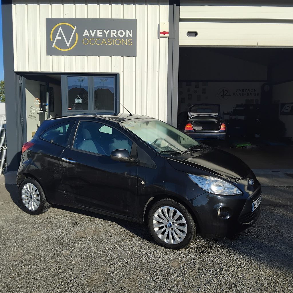 FORD KA 70 cv Titanium