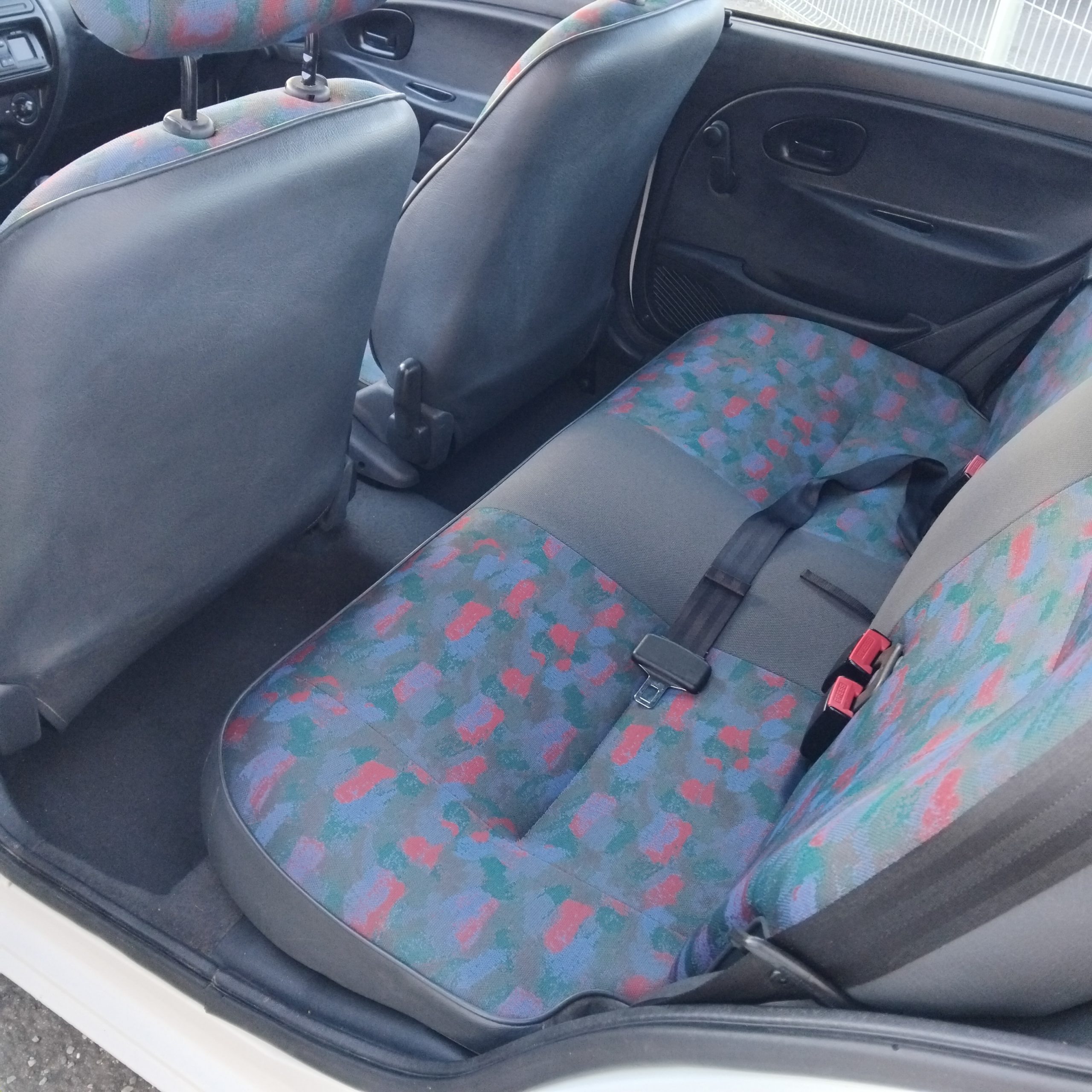 Saxo 1.0 5P – Image 2