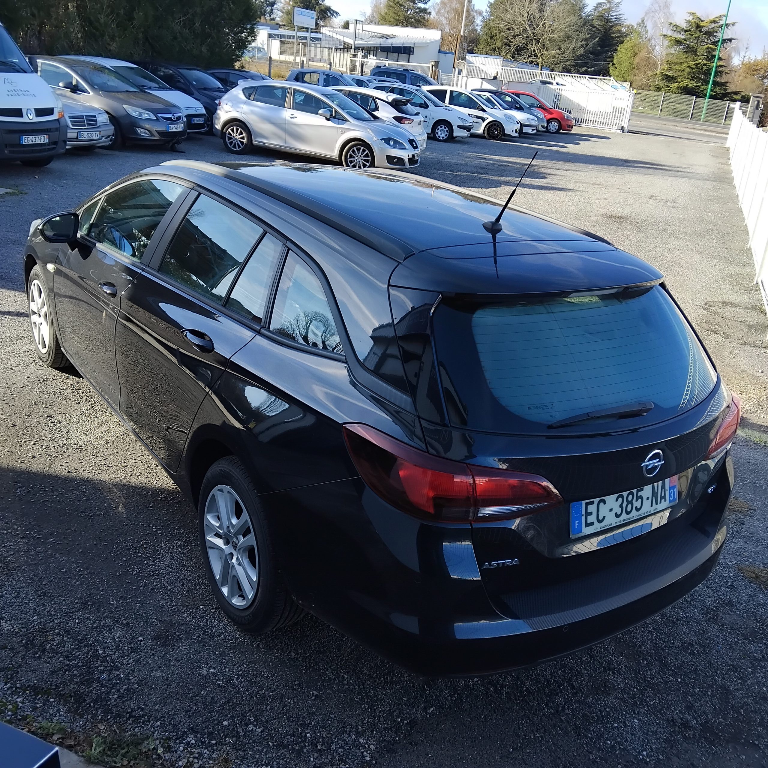 Astra 1.6 cdti 110cv Sport tourer – Image 2