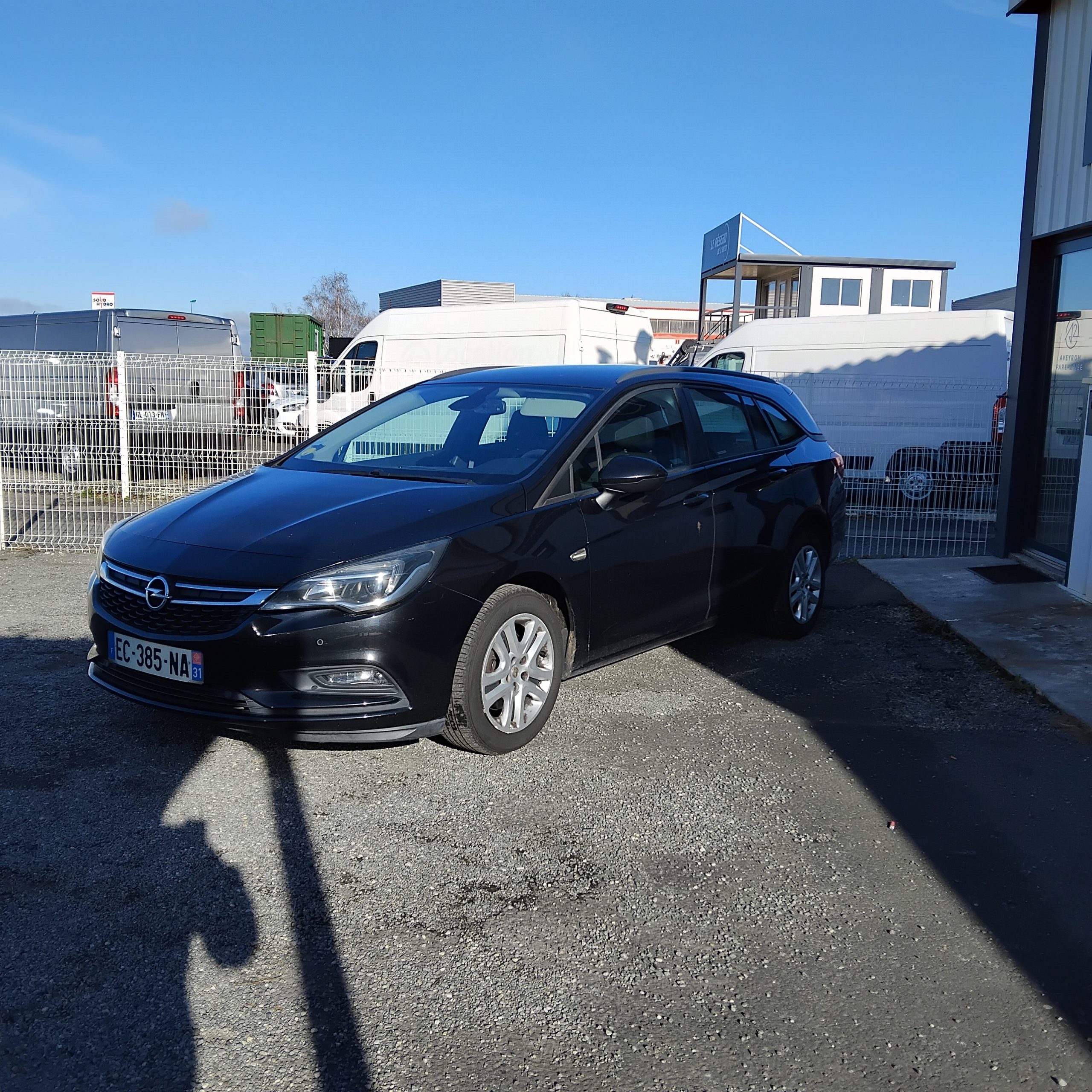 Astra 1.6 cdti 110cv Sport tourer – Image 3